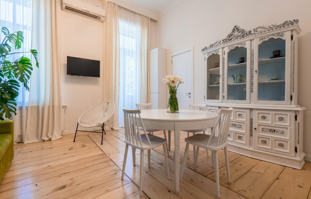 Irina'S Cozy Apartment #20 Τυφλίδα Εξωτερικό φωτογραφία